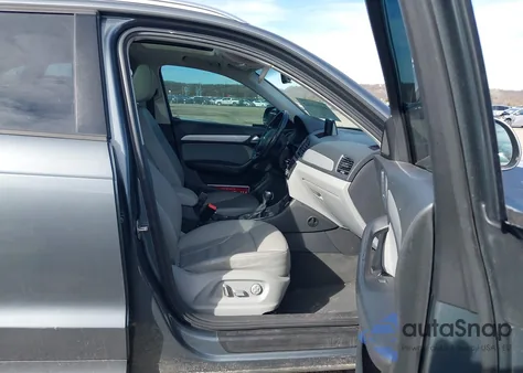 2017 Audi Q3 2.0T Premium z USA, uszkodzony, nr VIN WA1BCCFS5HR013208